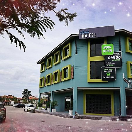Finess Basic Hotel Malacca Extérieur photo