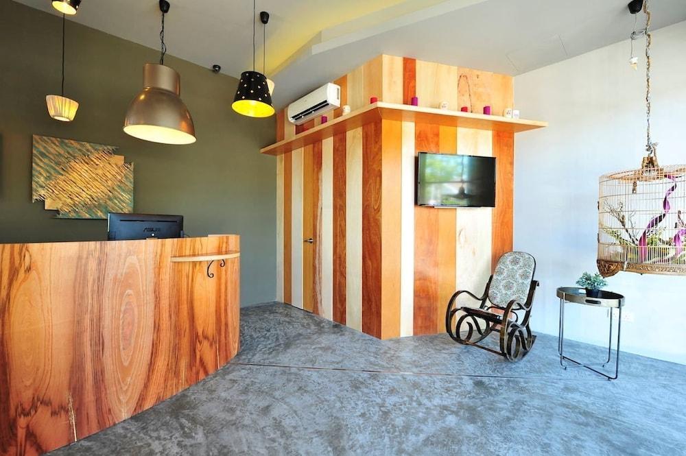 Finess Basic Hotel Malacca Extérieur photo