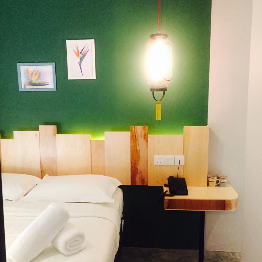 Finess Basic Hotel Malacca Extérieur photo